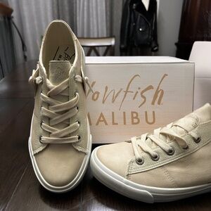 Blowfish Malibu Martina Women Sneaker, Champagne Ell